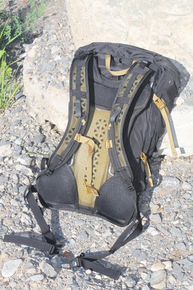 Boreas bootlegger super-tramp suspension back shot