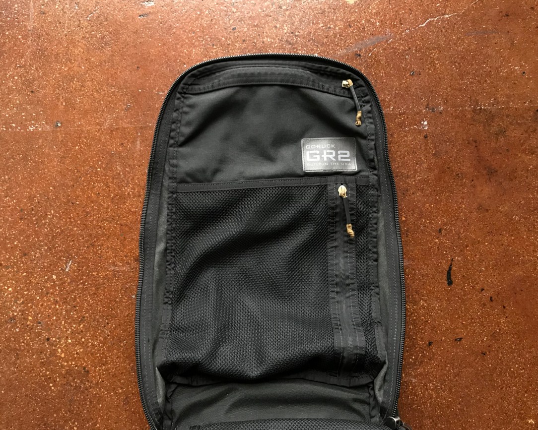 11-top-outer-clamshell