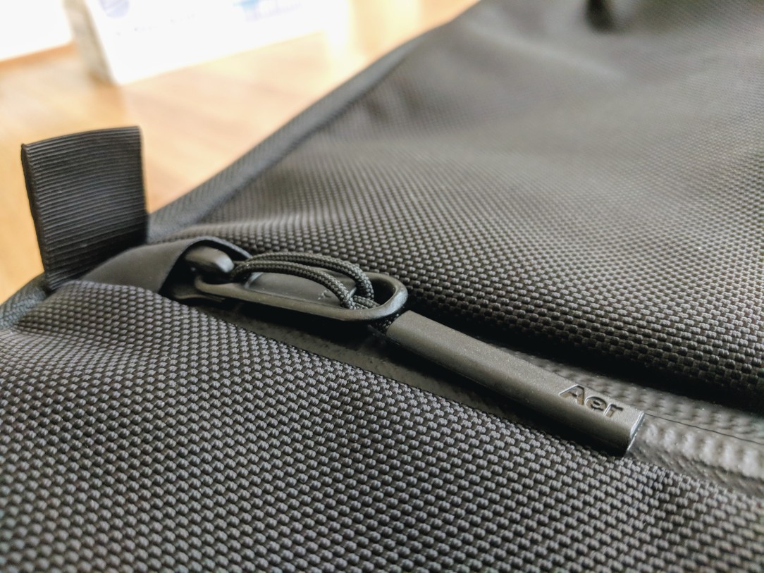 Aer Travel Pack 2 backpack review aquaguard zippers detail zipper pull
