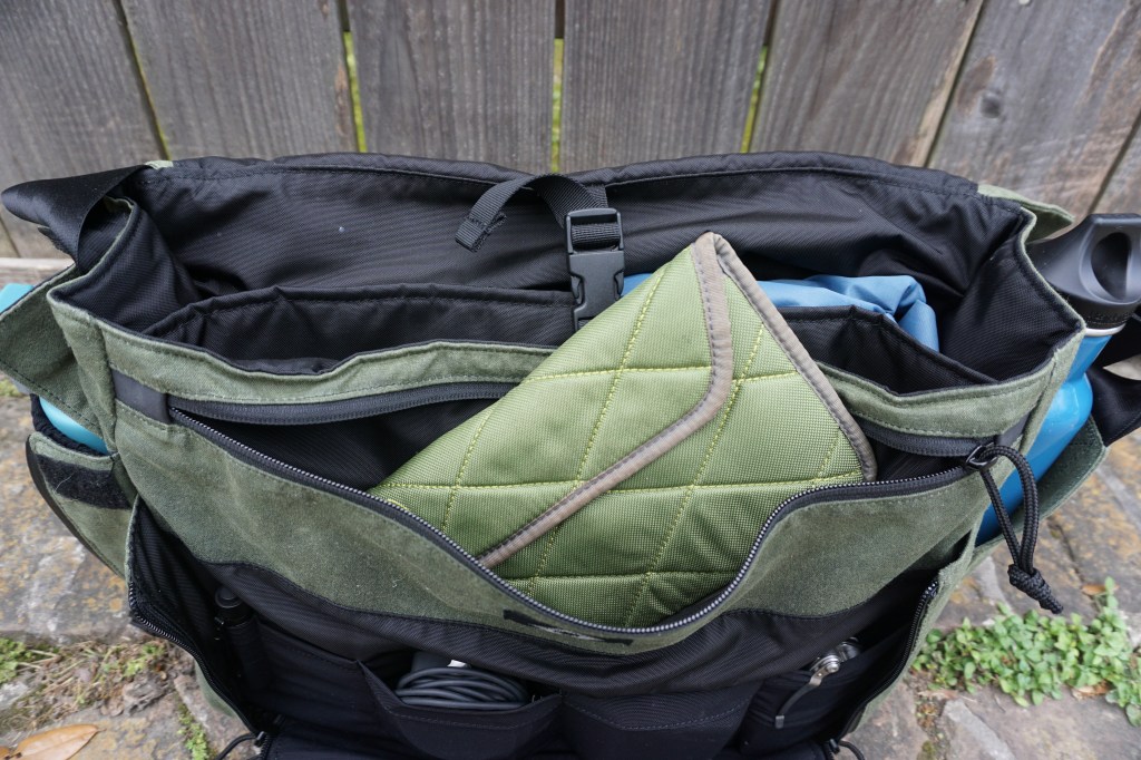 Grey Ghost Gear Wanderer Messenger Bag Review Pocket
