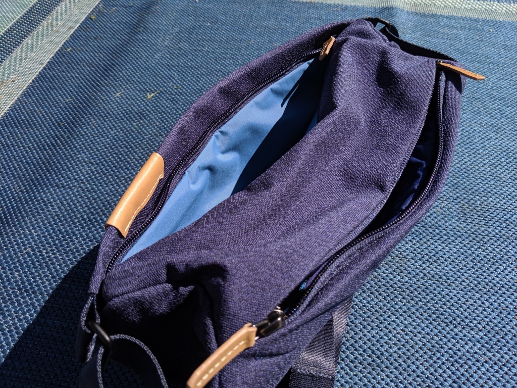 Bellroy Sling front compartment