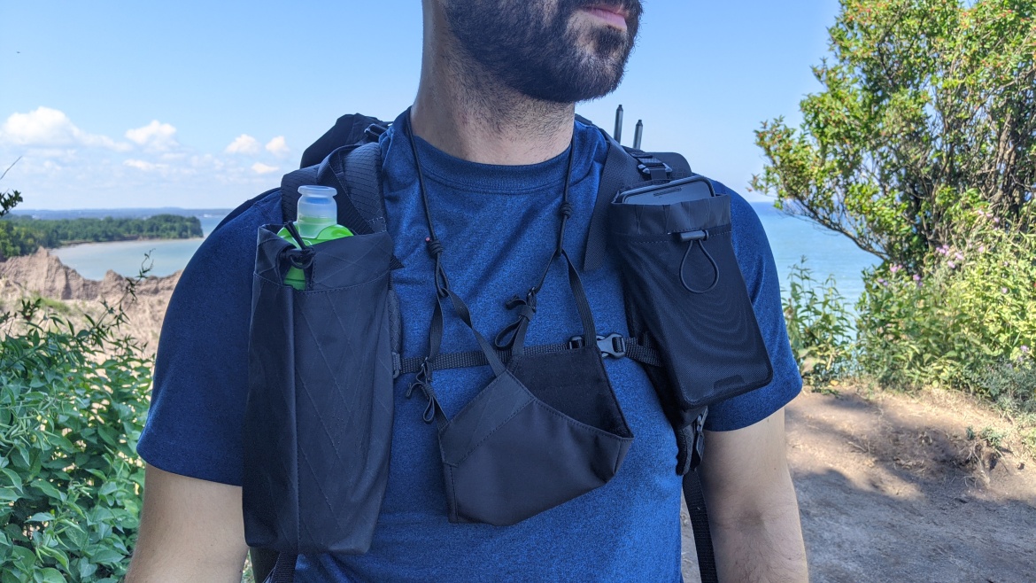 Superior Wilderness Designs Long Haul 50 Review shoulder pockets water and phone
