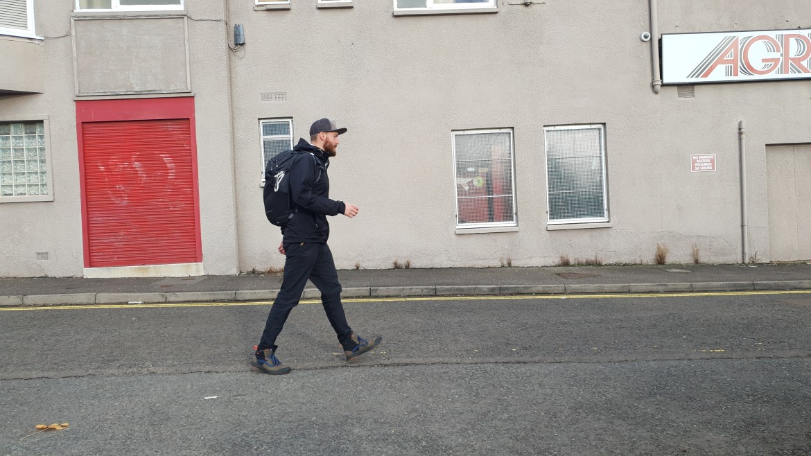 Heimplanet Ellipse 25L backpack review on body walking urban use laptop bag