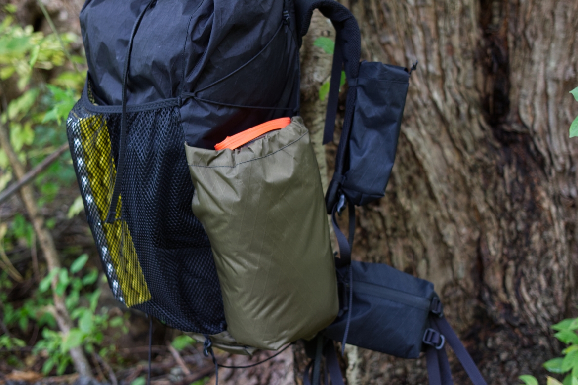 Superior Wilderness Designs Long Haul 50 Review side tall pocket