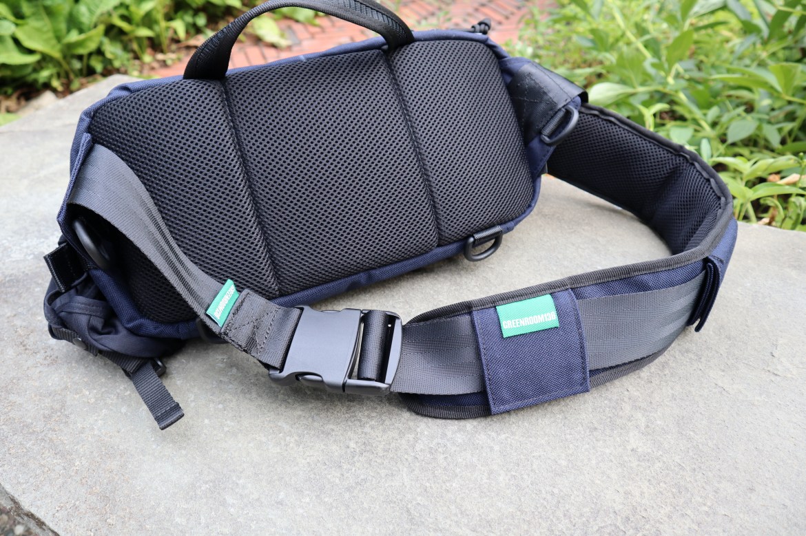 Greenroom136 Metrorunner tactical review padded mesh back and strap