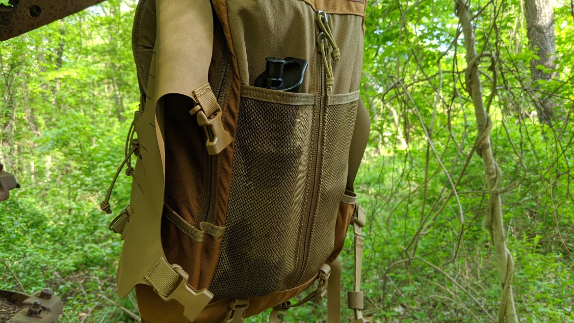 Hill People Gear Connor V2 Review bottle pockets