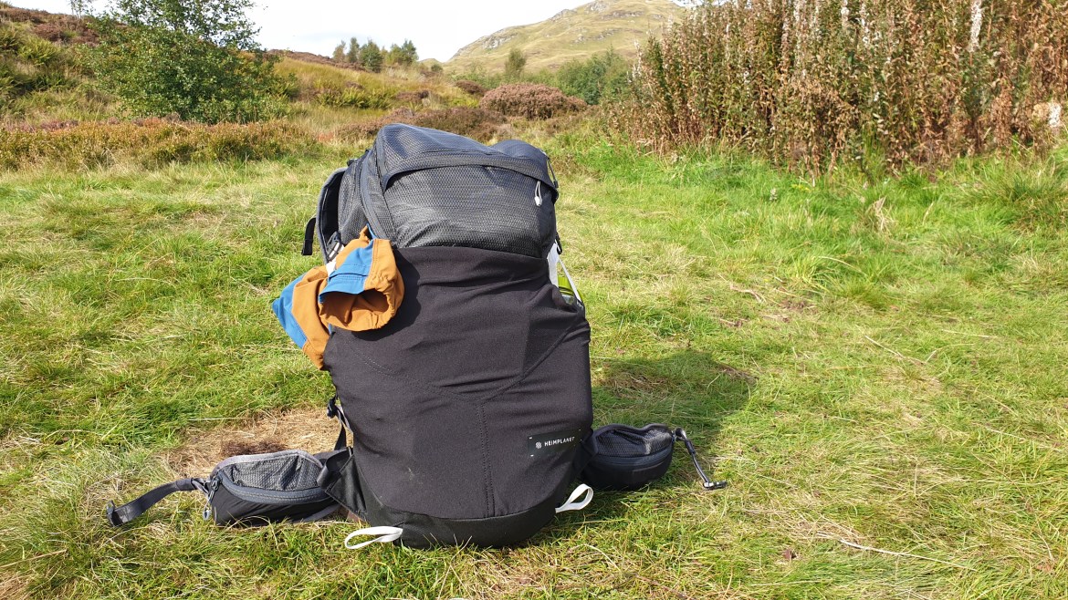 Heimplanet ellipse stretch pocket overload hiking bag external pouch ice axe loops review